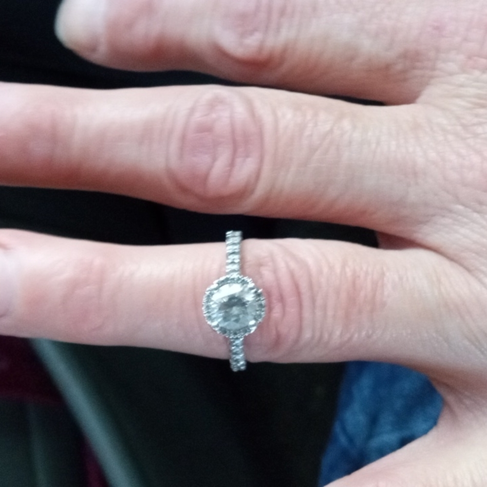 Rings - Picture 4 of 8